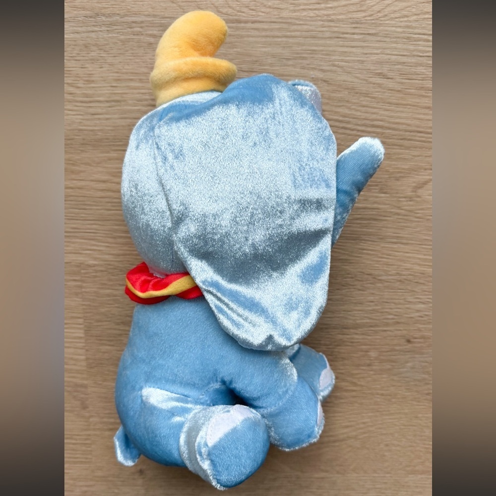 Dumbo the Elephant Platinum 100th Anniversary Disney Simba Toys Plush 11” - Picture 9 of 12